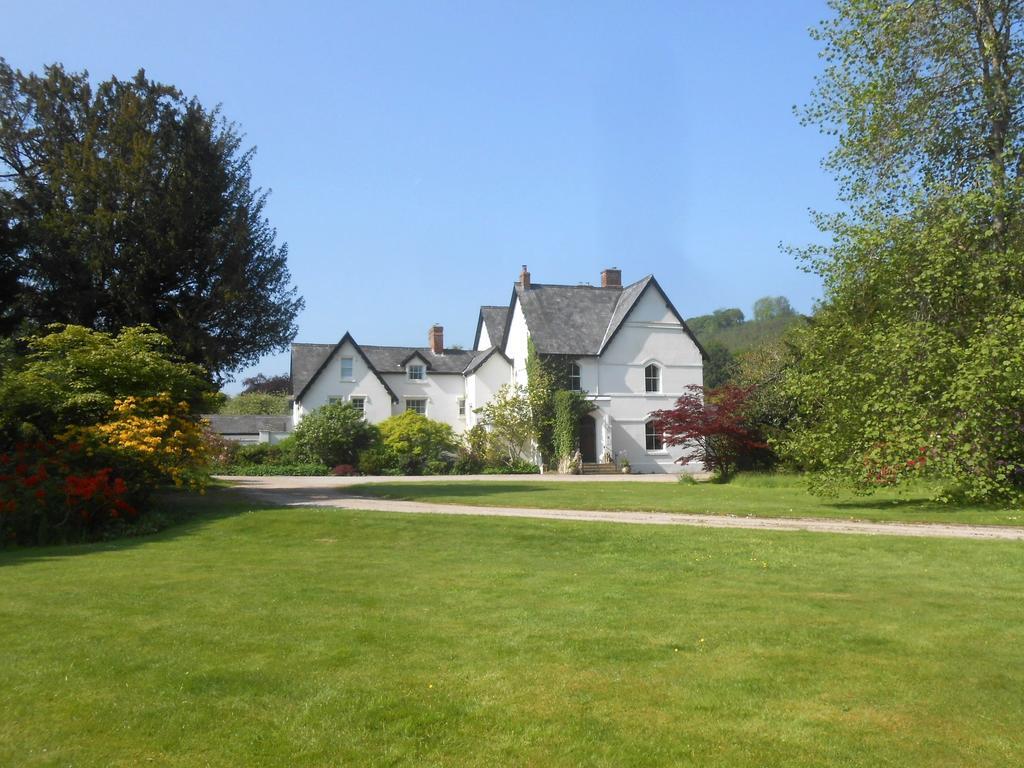 The Forest Country House B&B Newtown  Bagian luar foto